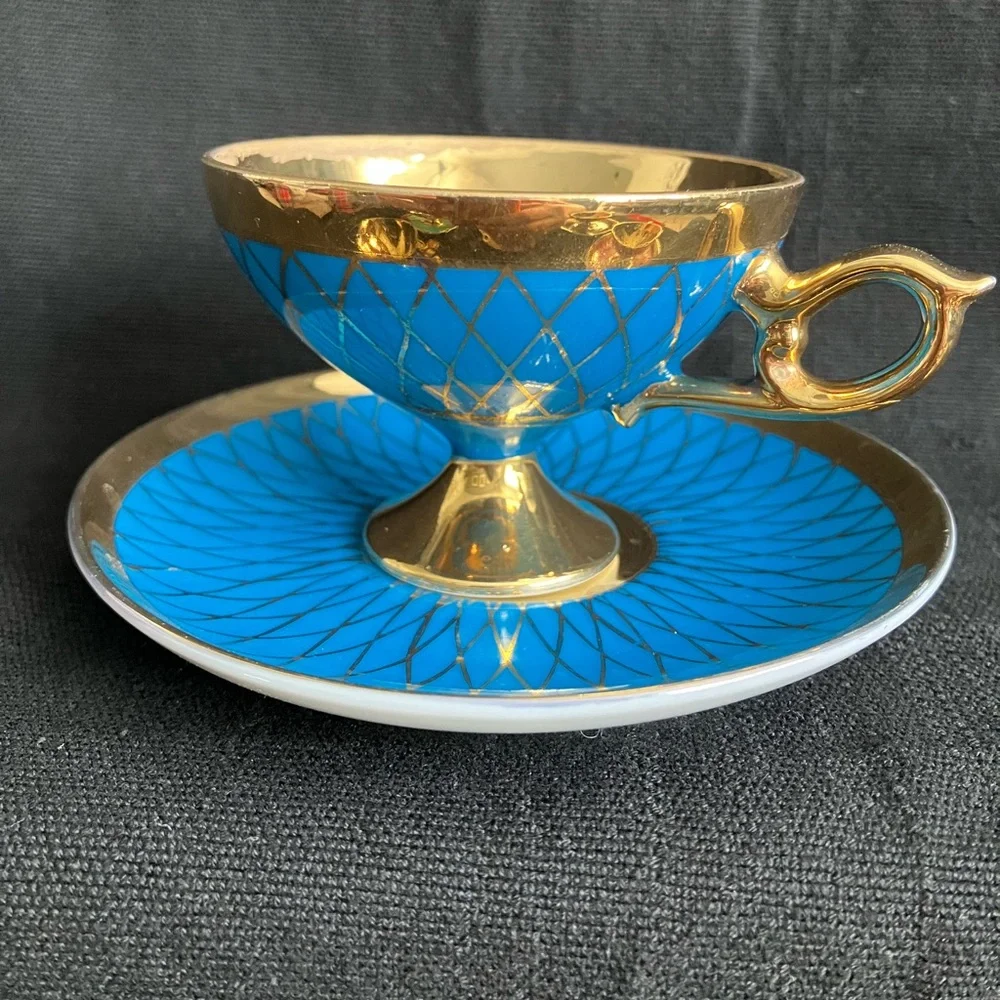 Dublin Fine China Coffee Cup and Saucer (Set of Six) - Picture 7 of 13